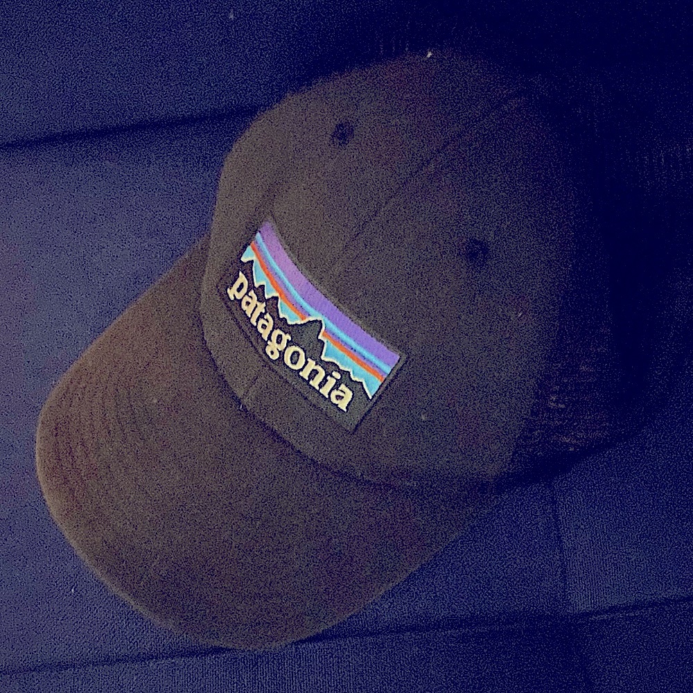 Mesh back adjustable hat